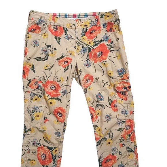 Anthropologie Hei Hei Sundrop Floral Cotton Cropped Cargo Pants Women’s Size 8 - Picture 3 of 8
